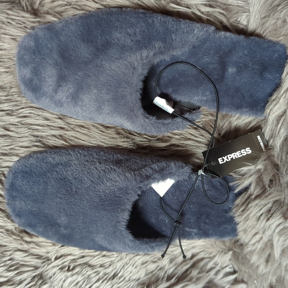 Express Grey Faux fur Slippers - Picture 11 of 11